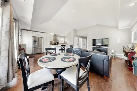 27 Japonica Road Toronto ON M1R 4S1