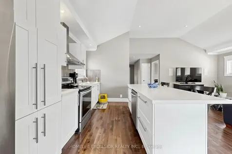 27 Japonica Road Toronto ON M1R 4S1