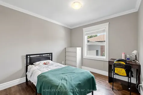 27 Japonica Road Toronto ON M1R 4S1