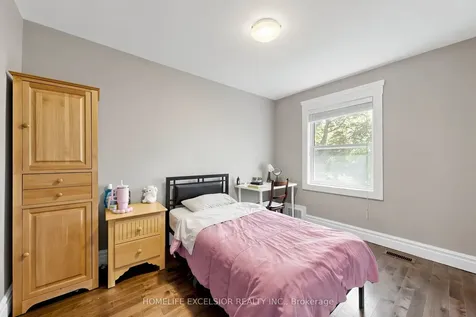 27 Japonica Road Toronto ON M1R 4S1
