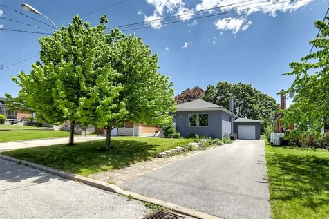 27 Japonica Road Toronto ON M1R 4S1