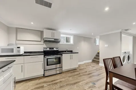 27 Japonica Road Toronto ON M1R 4S1