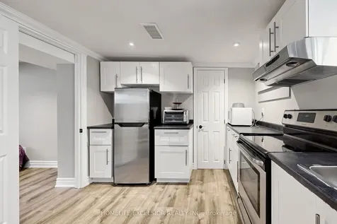 27 Japonica Road Toronto ON M1R 4S1