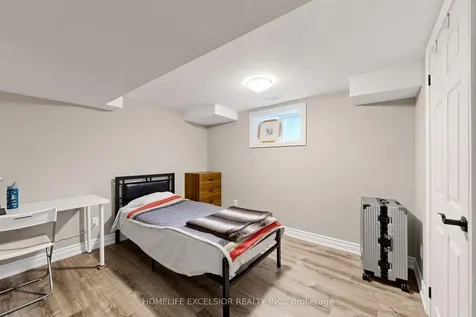 27 Japonica Road Toronto ON M1R 4S1