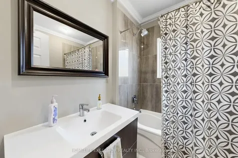27 Japonica Road Toronto ON M1R 4S1
