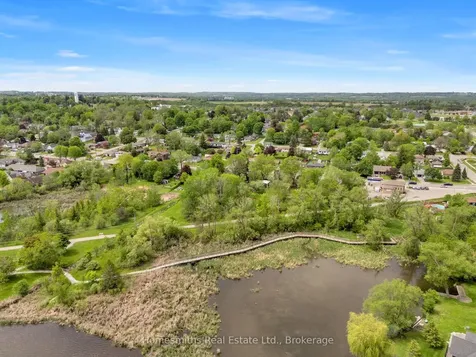 15779 Simcoe Street Scugog ON L9L 1N5