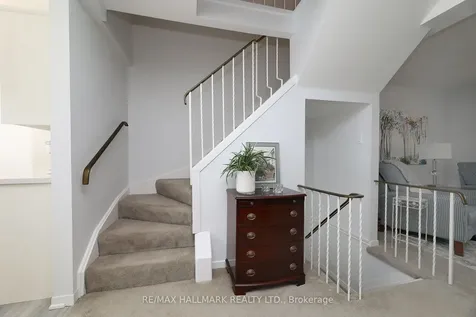 90 Wingarden Court Toronto ON M1B 2K3