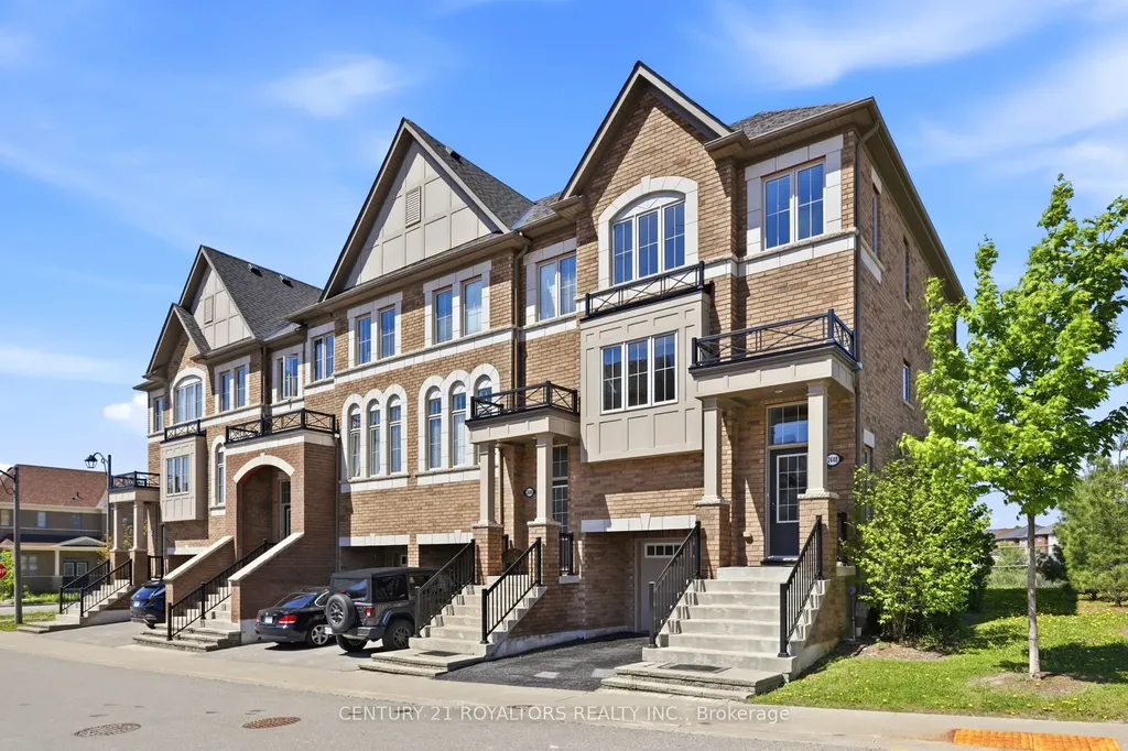 2448 Bromus Path Oshawa ON L1L 0K6