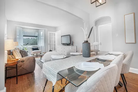 56 Gladstone Avenue Oshawa ON L1J 4E5
