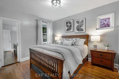 56 Gladstone Avenue Oshawa ON L1J 4E5