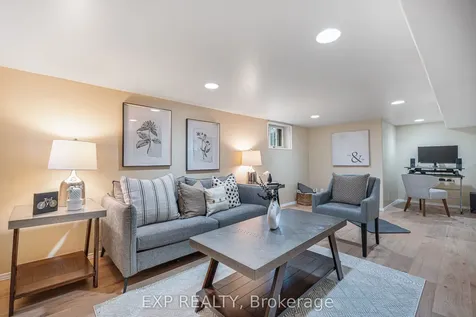 56 Gladstone Avenue Oshawa ON L1J 4E5