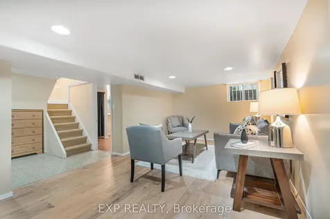 56 Gladstone Avenue Oshawa ON L1J 4E5