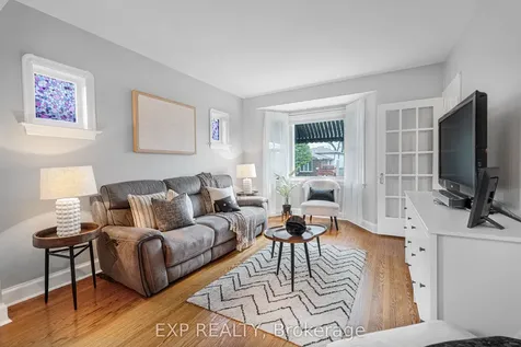 56 Gladstone Avenue Oshawa ON L1J 4E5