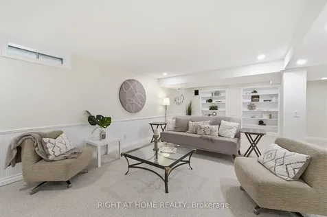 527 Beech Street E Whitby ON L1N 7R1