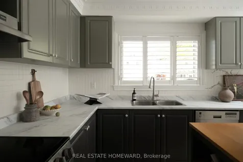 22 Kimbourne Avenue Toronto ON M4J 4J2