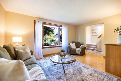 17 Gorsey Square Toronto ON M1B 1A6