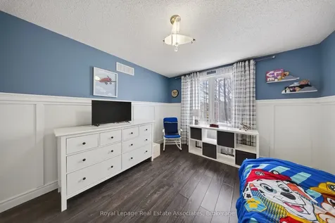 67 Beechnut Crescent Clarington ON L1E 1Y4