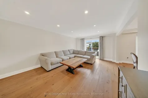 67 Beechnut Crescent Clarington ON L1E 1Y4