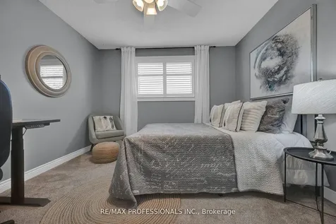 45 Resolute Crescent Whitby ON L1P 1G9