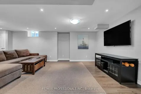 45 Resolute Crescent Whitby ON L1P 1G9