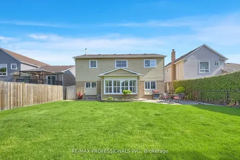 45 Resolute Crescent Whitby ON L1P 1G9