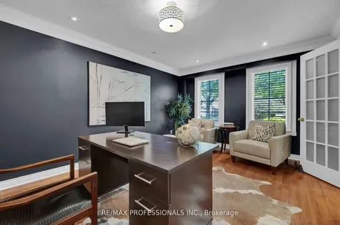 45 Resolute Crescent Whitby ON L1P 1G9