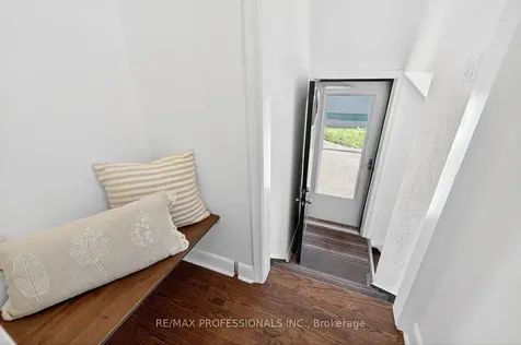 62 Marchington Circle Toronto ON M1R 3M7