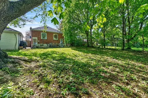 62 Marchington Circle Toronto ON M1R 3M7