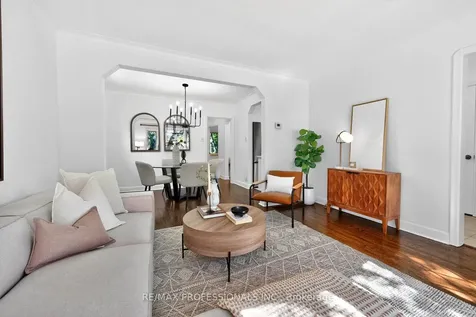62 Marchington Circle Toronto ON M1R 3M7