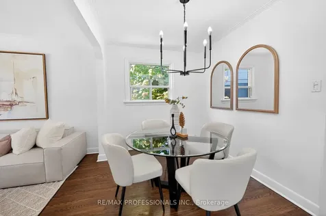 62 Marchington Circle Toronto ON M1R 3M7