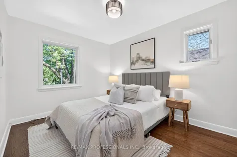 62 Marchington Circle Toronto ON M1R 3M7