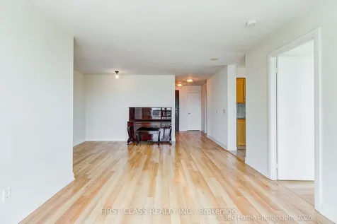 238 Bonis Avenue Toronto ON M1T 3W7