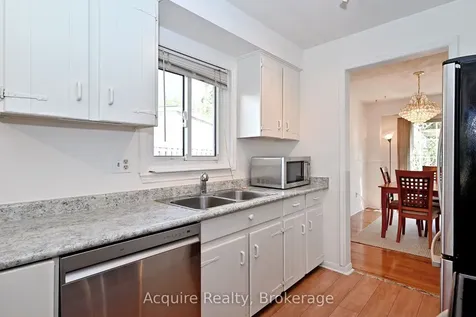 64 Bushmills Square Toronto ON M1V 1J4