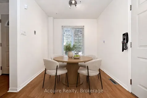 64 Bushmills Square Toronto ON M1V 1J4