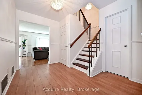 64 Bushmills Square Toronto ON M1V 1J4