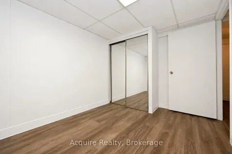 64 Bushmills Square Toronto ON M1V 1J4