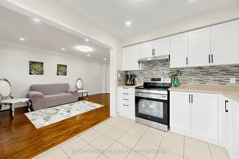72 Boyd Crescent Ajax ON L1Z 1X7
