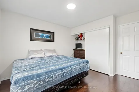 72 Boyd Crescent Ajax ON L1Z 1X7