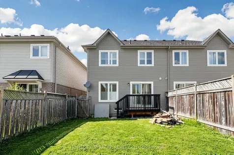 72 Boyd Crescent Ajax ON L1Z 1X7