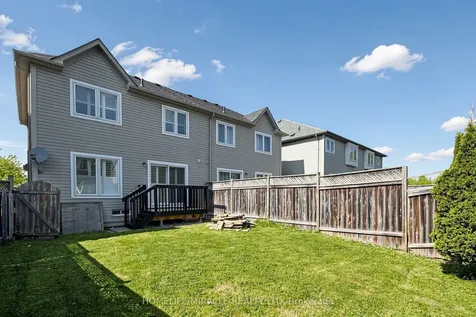 72 Boyd Crescent Ajax ON L1Z 1X7