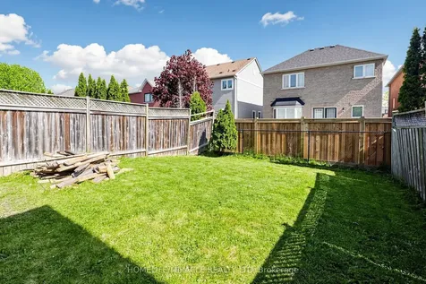 72 Boyd Crescent Ajax ON L1Z 1X7