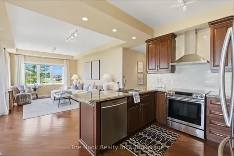 395 Lakebreeze Drive Clarington ON L1B 0A5