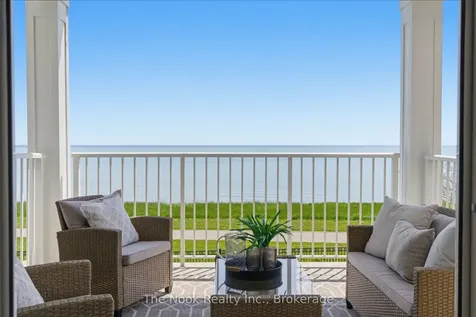 395 Lakebreeze Drive Clarington ON L1B 0A5