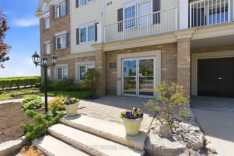 395 Lakebreeze Drive Clarington ON L1B 0A5