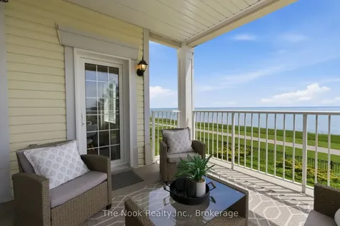 395 Lakebreeze Drive Clarington ON L1B 0A5