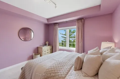 395 Lakebreeze Drive Clarington ON L1B 0A5