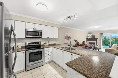 30 Page Place Clarington ON L1E 0H3
