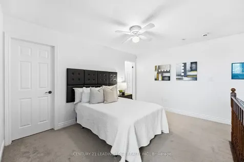 30 Page Place Clarington ON L1E 0H3