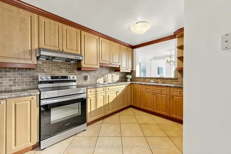 37 Treetops Court Toronto ON M1V 2B9