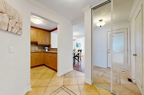 37 Treetops Court Toronto ON M1V 2B9